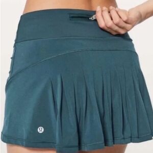 lululemon athletica Blue Pleated Mini Skort 8 NWOT
